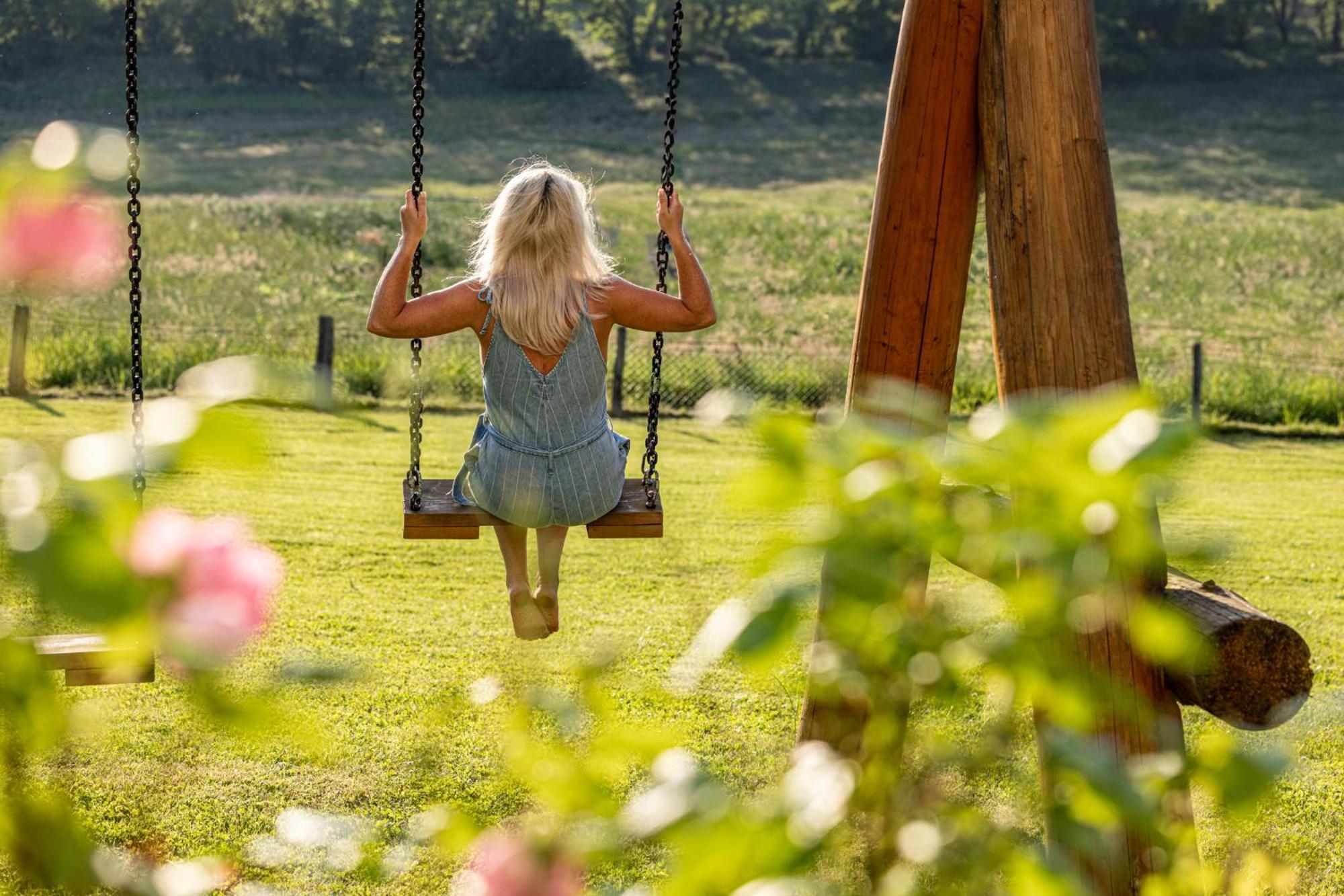 Wellnessparadies Mit Sauna Und Whirlpool Krakow am See Exterior foto